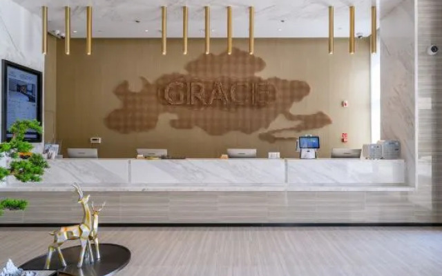 Grace Select Collection Hotel (Fengxian Wangyuan Road)