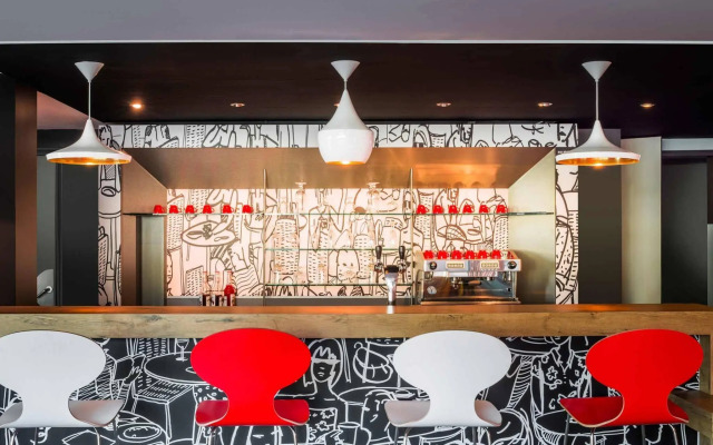 ibis Nantes Centre Gare Sud