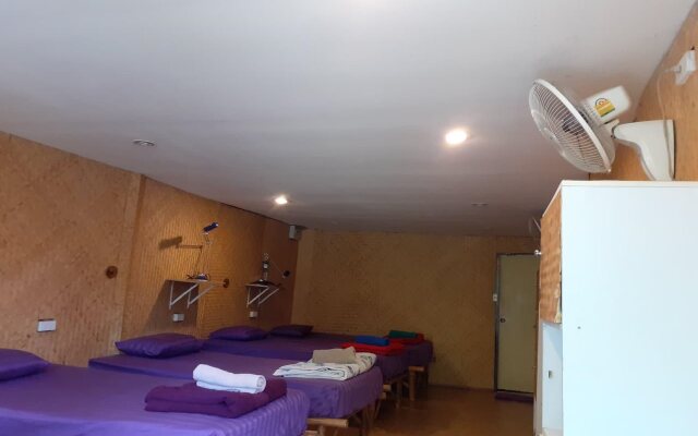 Pai Cat Hut Guesthouse