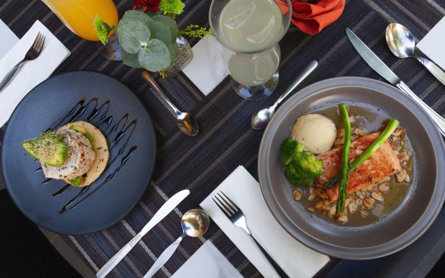 Plaza Camelinas Hotel