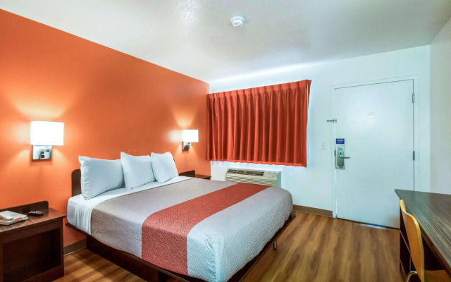 Motel 6 Youngtown, AZ - Phoenix - Sun City