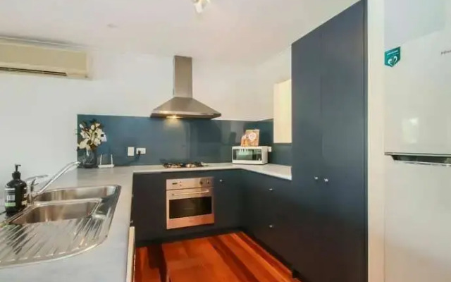 Stylish 3 Bedroom Family Home in Leafy Paddington