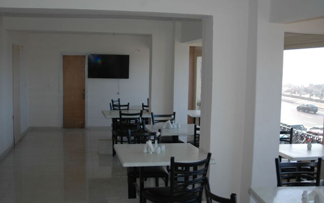 Royal Crown Hotel Alexandria