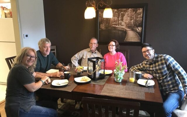 The Little Italy of Niagara Falls Bed & Breakfast