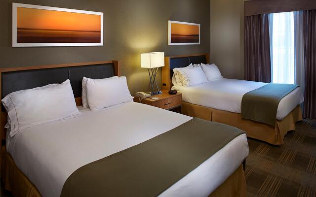 Holiday Inn Express & Suites Orangeburg