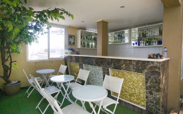 RedDoorz Plus near Discovery Shopping Mall Bali