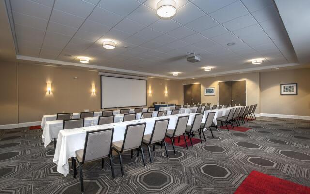 Holiday Inn Charlotte Airport by IHG
