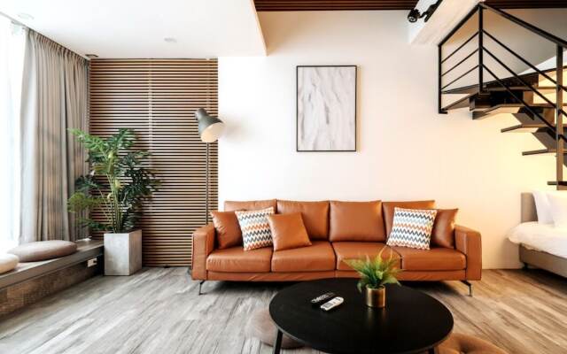 W11 Homestay