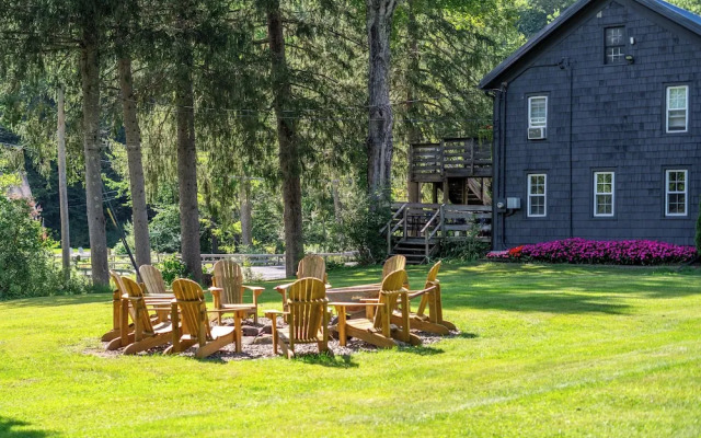 Catskill Seasons Inn