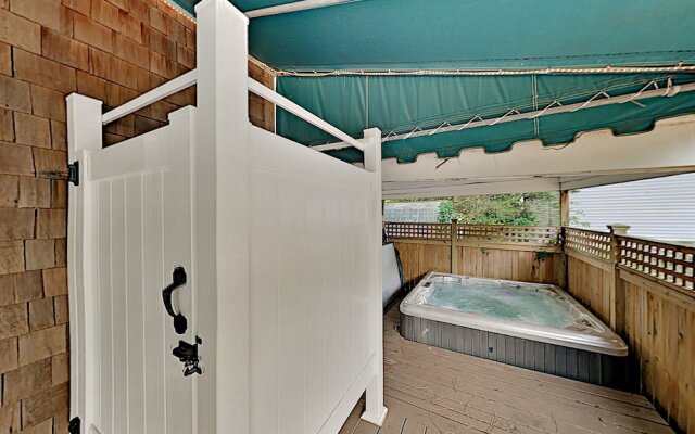 3848cott 6 Bedroom Home