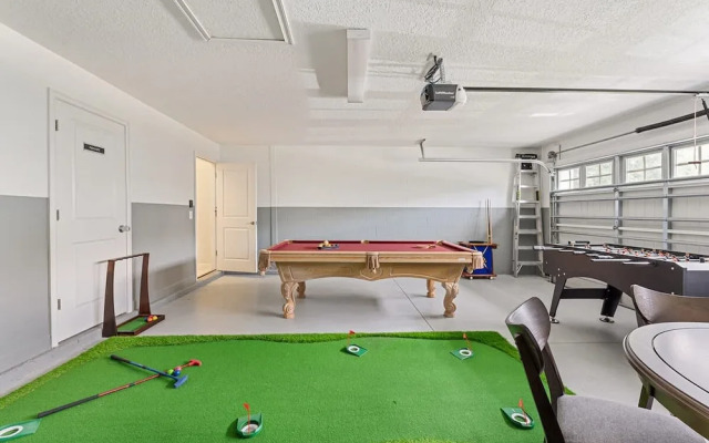 6BR Game Room Plus Large Pool