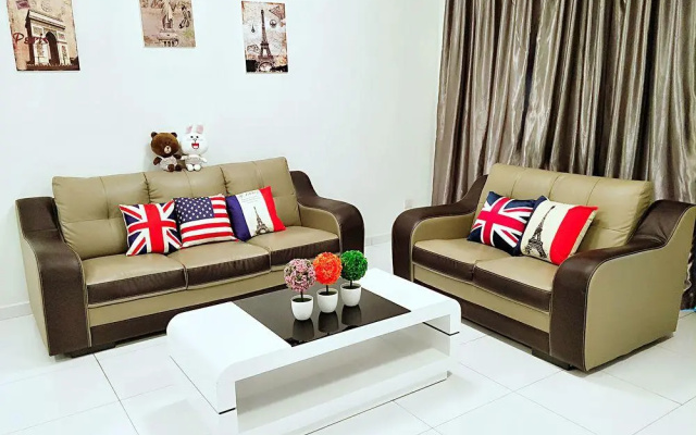 Sky Loft JB Guest House
