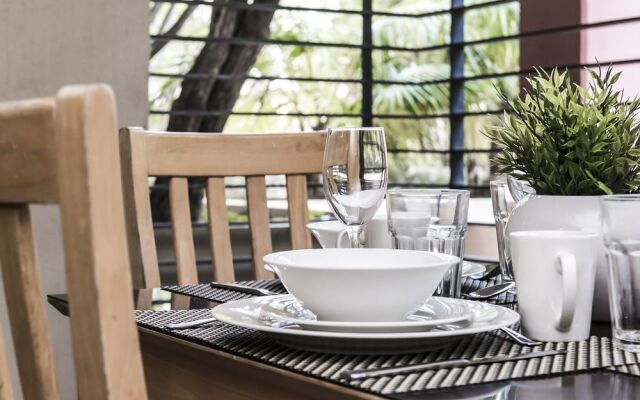 Sky Gardens Sunset River View Netflix Wine Parking