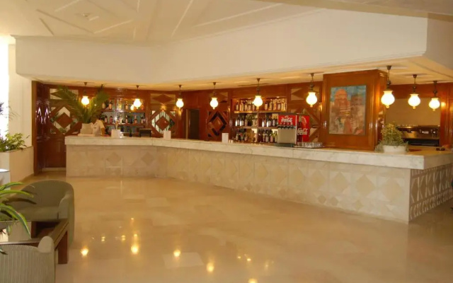 Yadis Hammamet Club