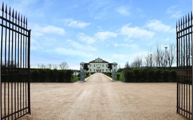 Villa Cornaro Tourist Suites