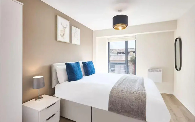 Near Xmas Market & Stadium-parking-wifi-sleeps 6