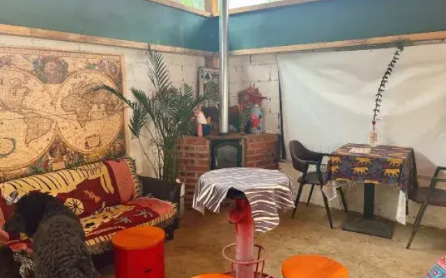 Amber House Freestyle Hostel (Lijiang yulong Baisha Ancient Town)
