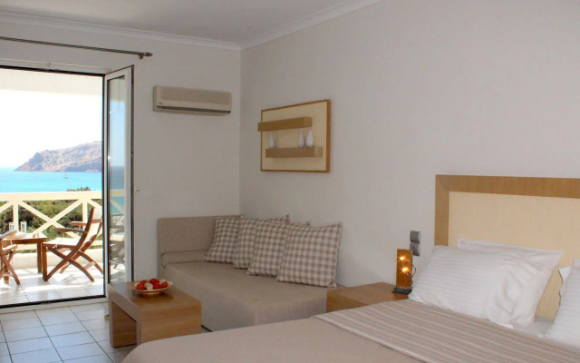 Golden Milos Beach House by Domotel