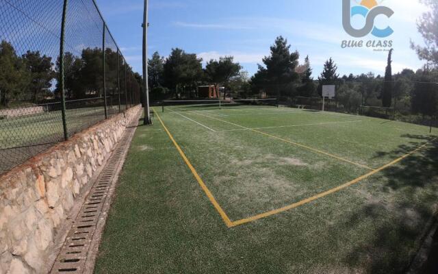 Mobile Home Blue Class B4