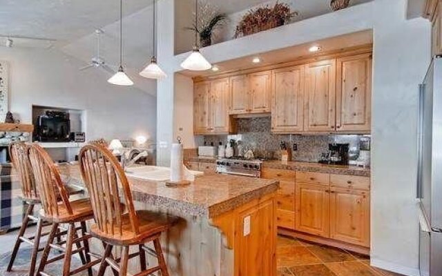River Run Collection by Alpine Lodging