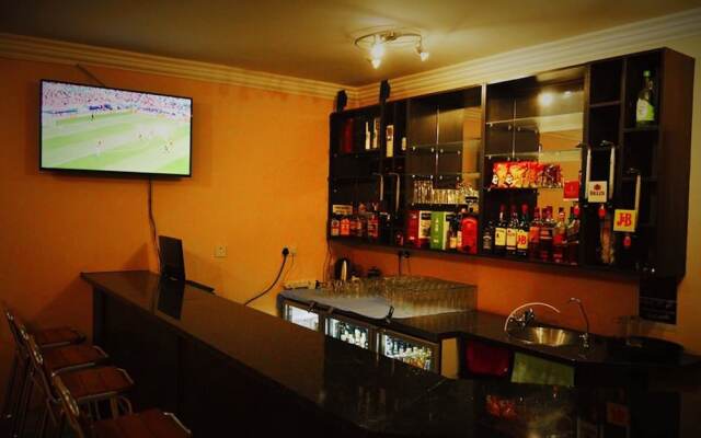 Adansonia Hotel Maun