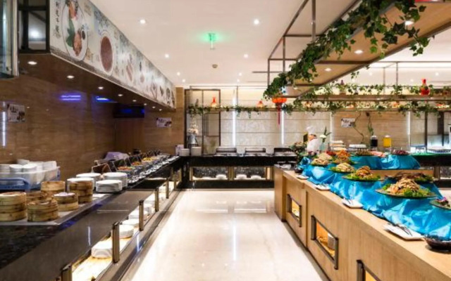Ruili Bund Hotel
