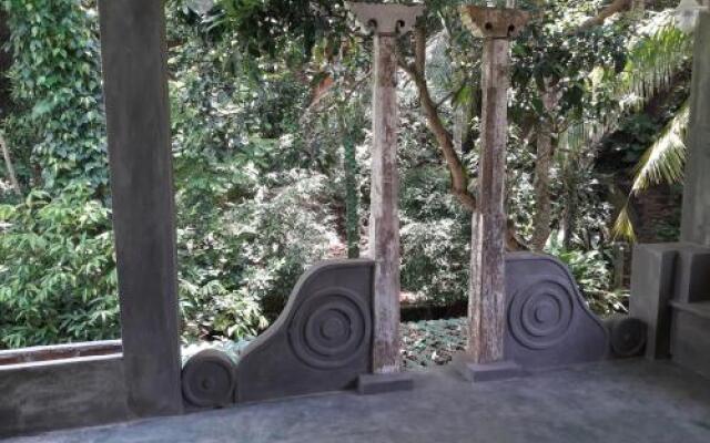 Dahana Holiday House