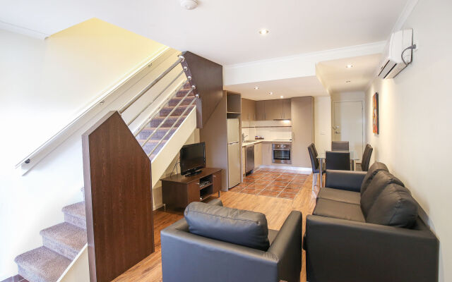 Aquarius All Suite Apartments