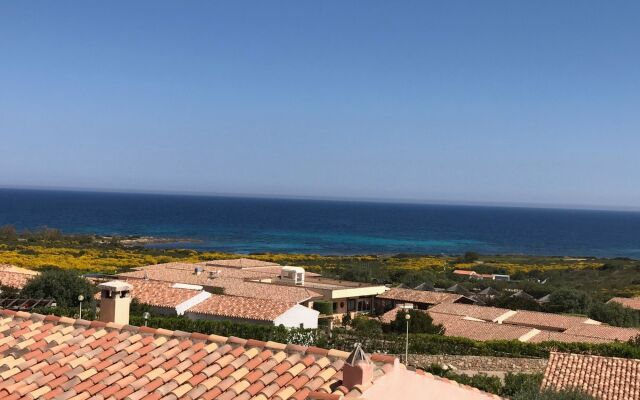 Villa With 3 Bedrooms in San Teodoro, With Wonderful sea View, Private