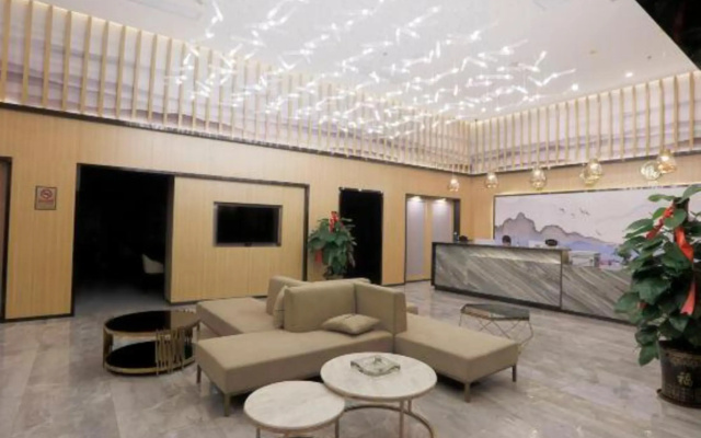 Fangchenggang Jingcheng Yijing Hotel