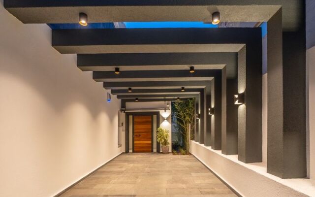 Villa Supernova