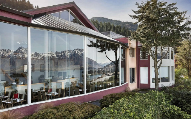 Mercure Queenstown Resort