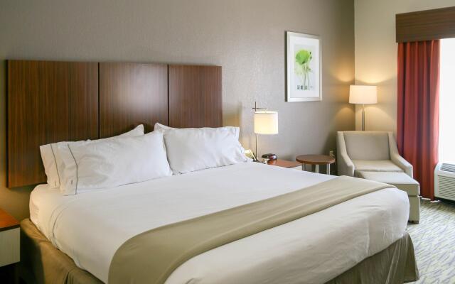 Holiday Inn Express & Suites Vicksburg, an IHG Hotel