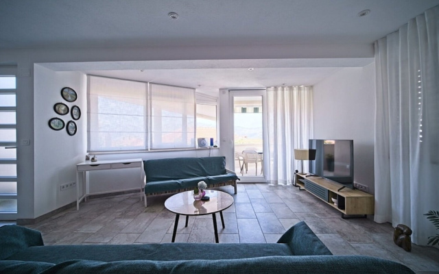 Apartment Afitojen