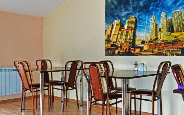 Akiyat Hotel