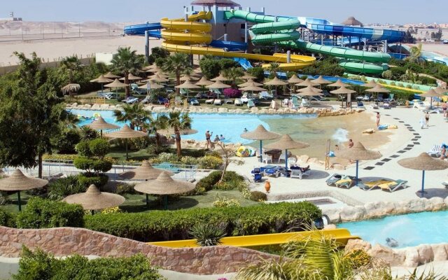 Titanic Resort and Aqua Park