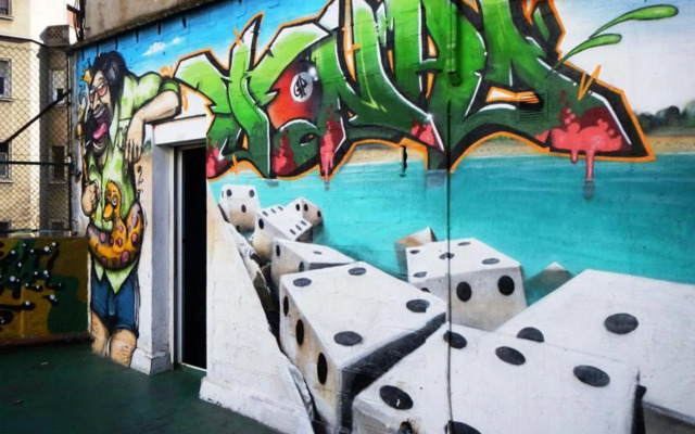 No Limit Hostel Graffiti