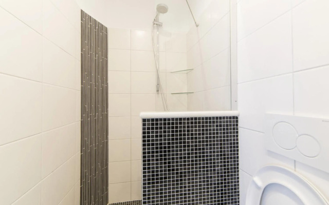 Astra Apartments