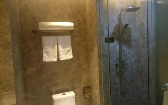 Jiayan Xintianli Hotel