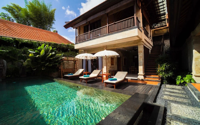 Giri Bhagawan Villas Spa