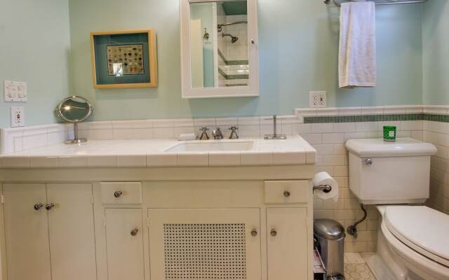 3717 Butterfly Landing