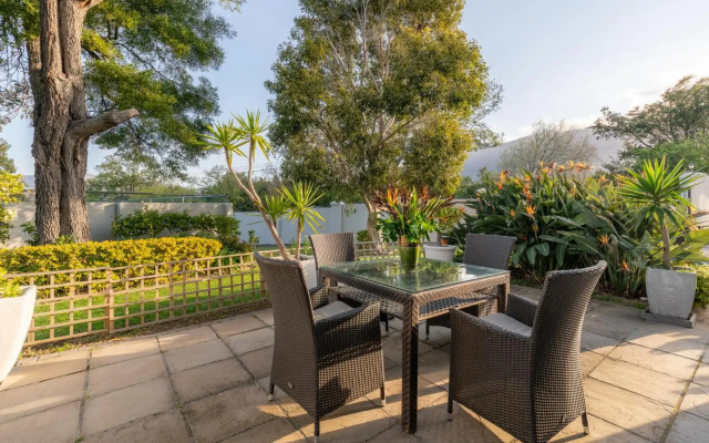Nova Constantia Boutique Residence