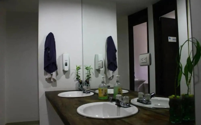 Black Sheep Hostel - Adults Only