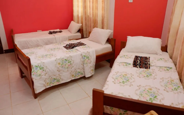 Mama Thea Homes - Hostel
