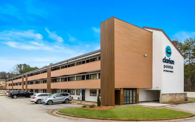 Clarion Pointe Kennesaw Town Center
