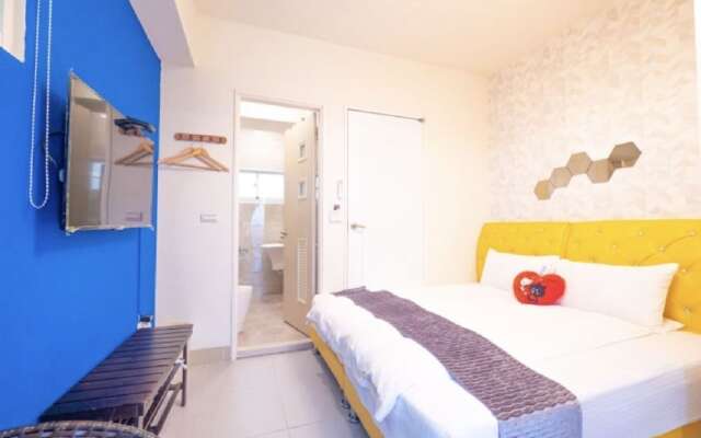 Blue Sea Dreaming City B&B