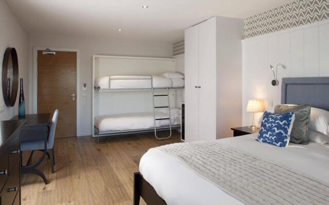 St Moritz Hotel