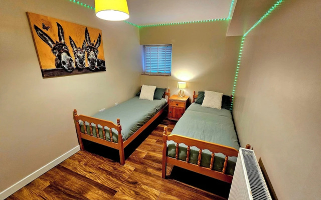 Seaside Escape at Ty Bugail - Holyhead