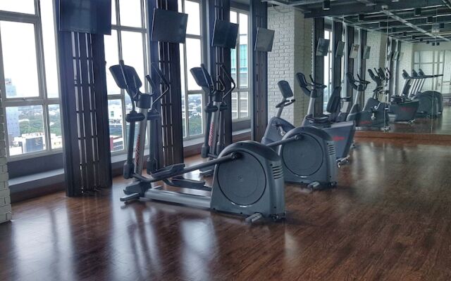 Apatel Roseville SOHO & Suite