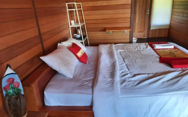 Hotel Besar Bulan Baru - Senggigi